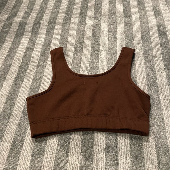 Athletic top - Picture 2 of 3